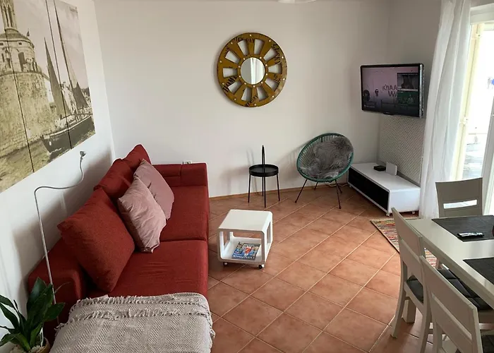 Lanterna Διαμέρισμα *